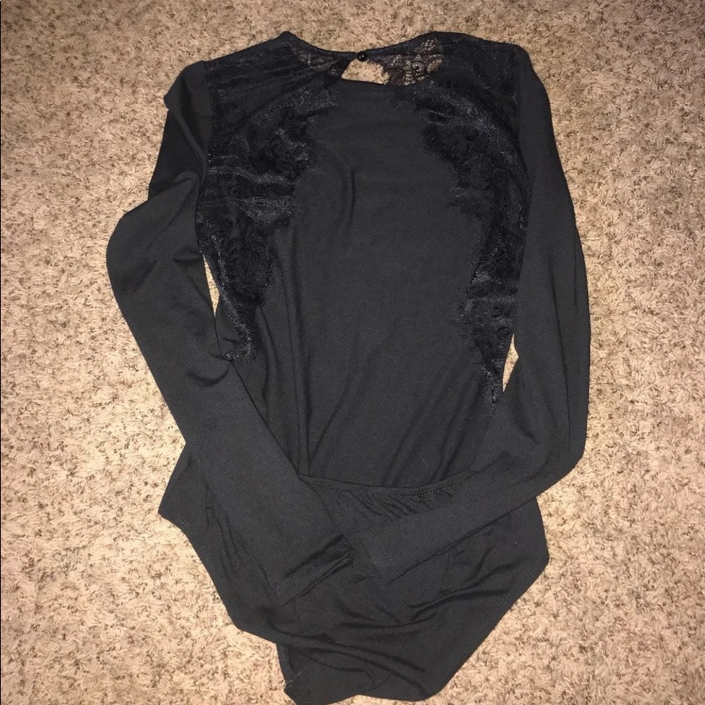 BLACK BACKLESS BODYSUIT